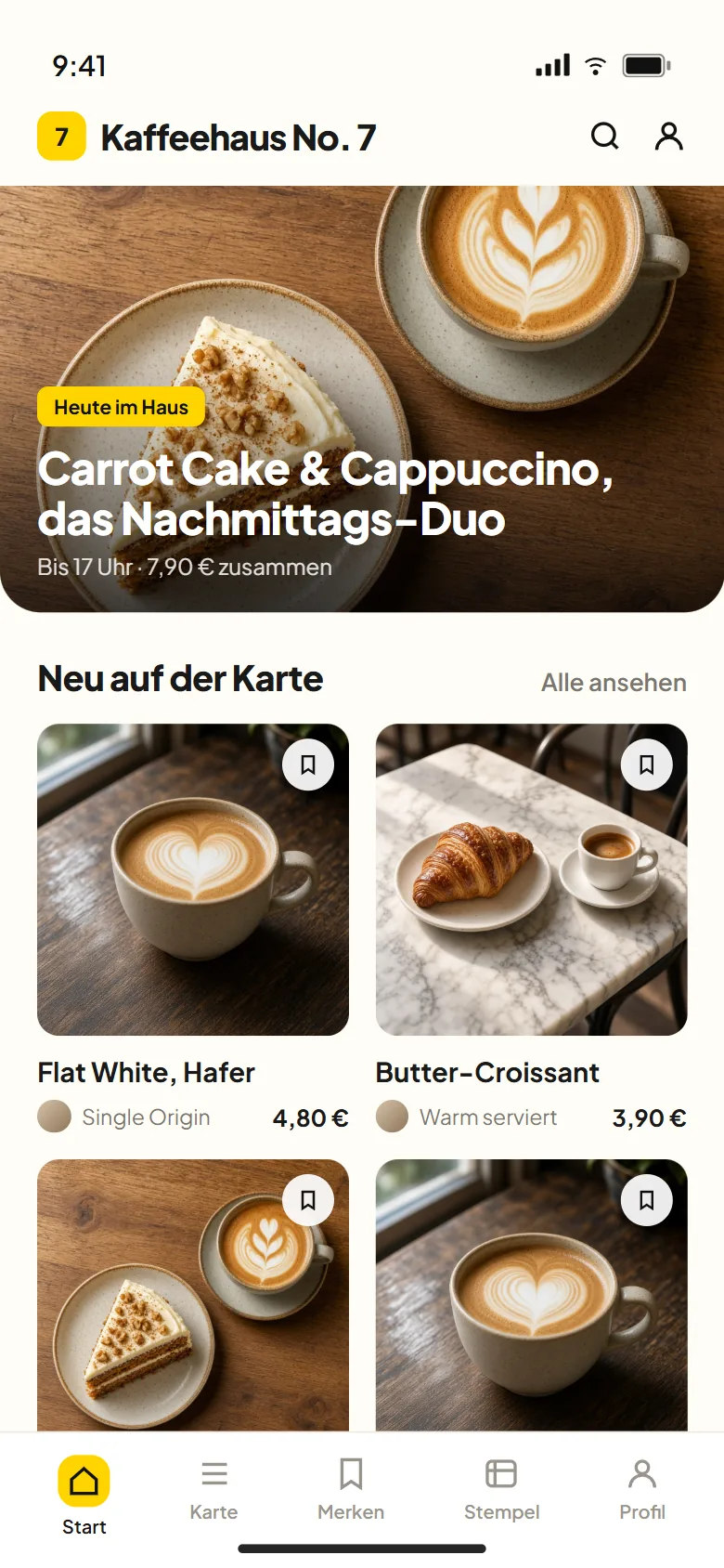 Startscreen der Café-PWA mit Tages-Hero Carrot Cake und Cappuccino, Raster aus vier Fotokacheln mit Flat White, Croissant, Carrot Cake und Cortado sowie Tab-Leiste mit gelbem Akzent