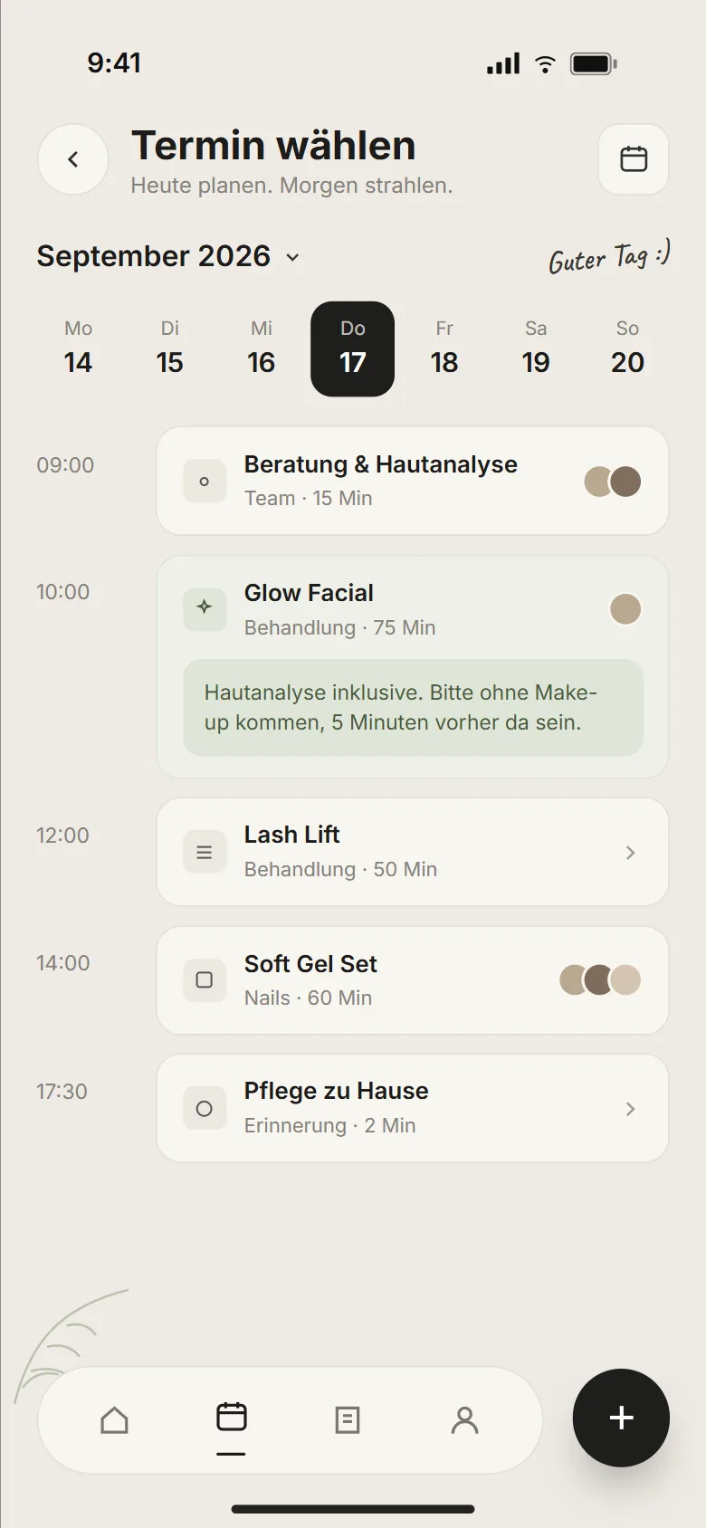 Terminwahl der Salon-PWA mit Wochenleiste, ausgewähltem Donnerstag und Zeitslots von 9 bis 17:30 Uhr, darunter eine Notiz zur Vorbereitung auf das Glow Facial